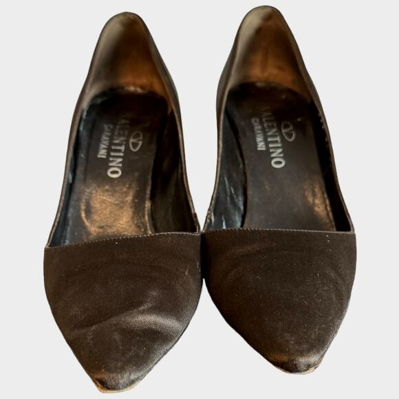 Valentino Garavani Vintage Chocolate Brown Classic Satin Pumps - Picture 8 of 12